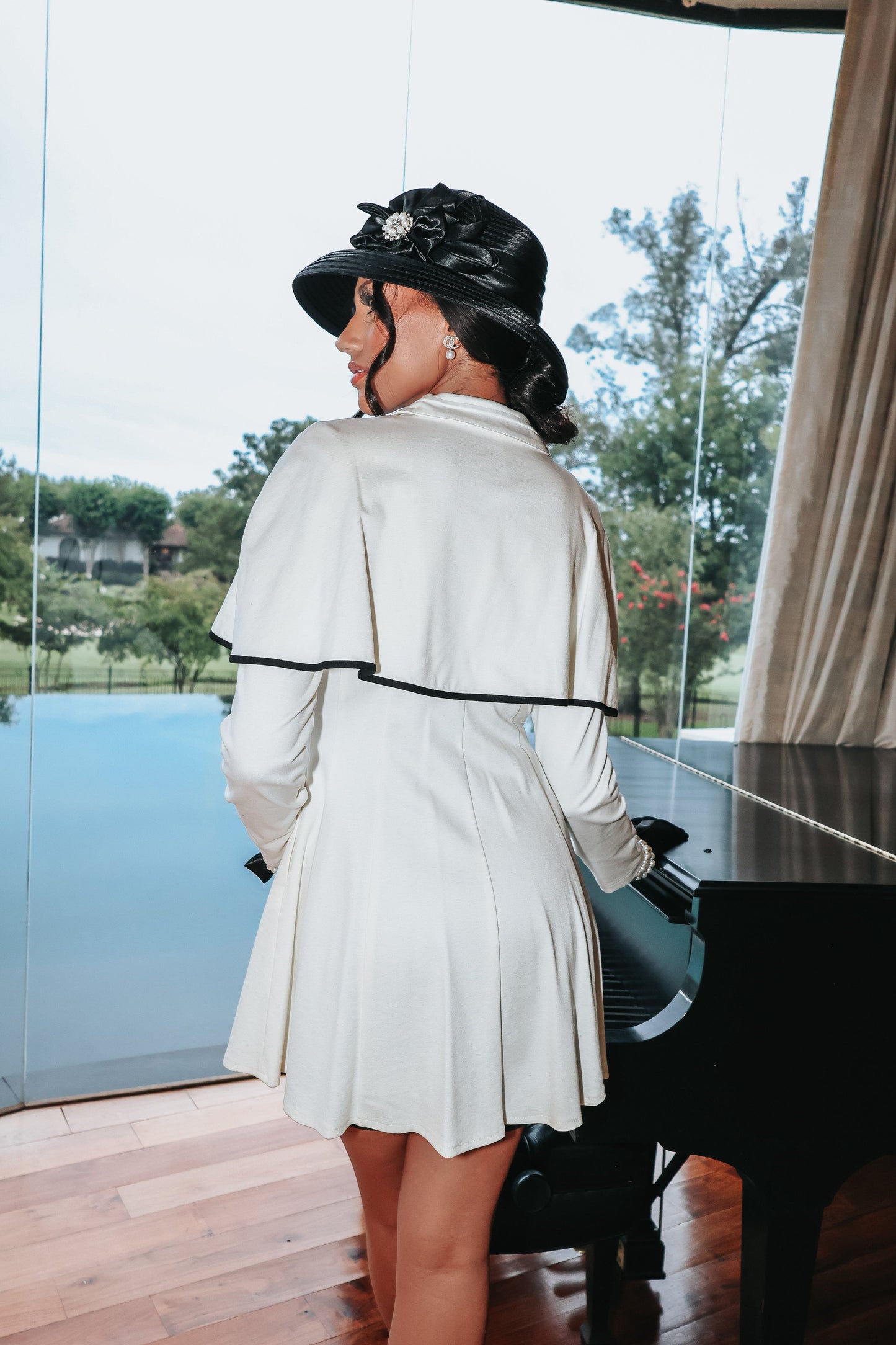 La Jolie Fille Jacket Dress