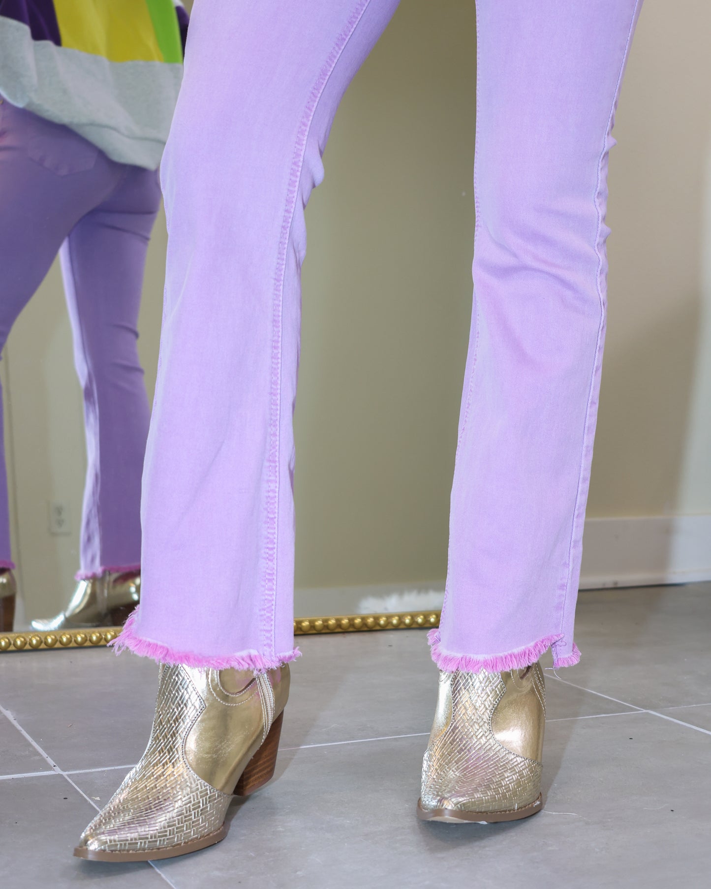 Lavender Edge Raw Hem Jeans