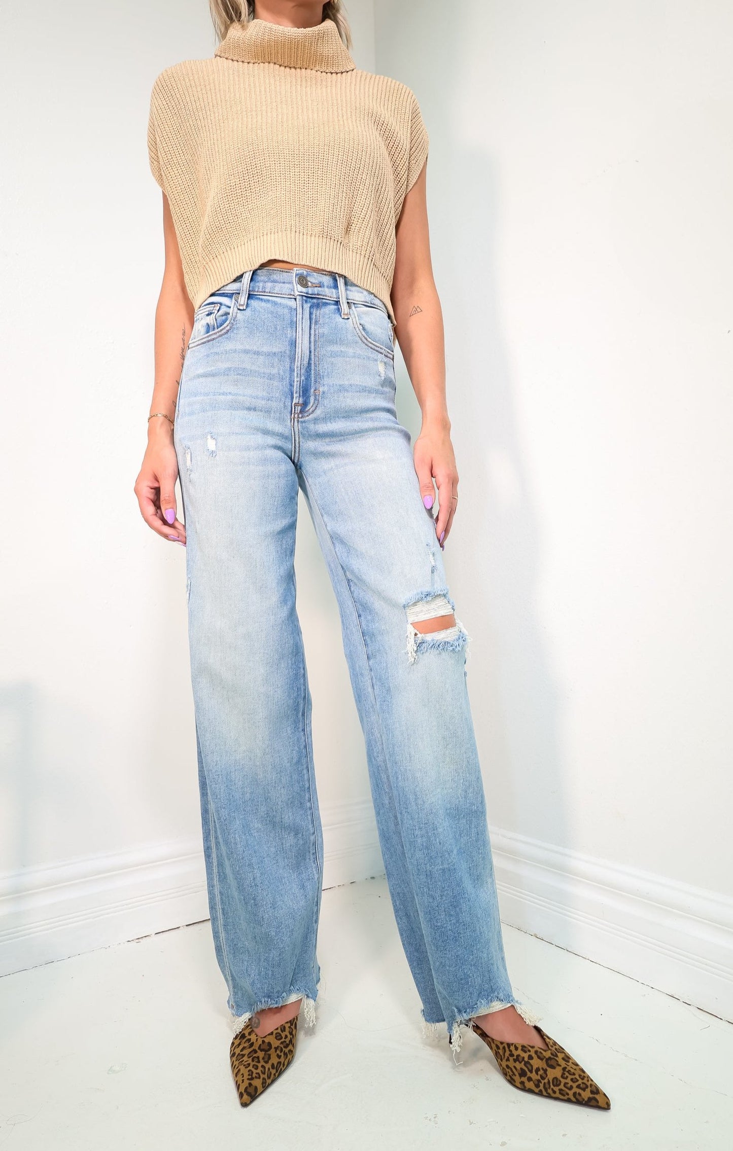 Hidden High Waisted Logan Dad Jeans