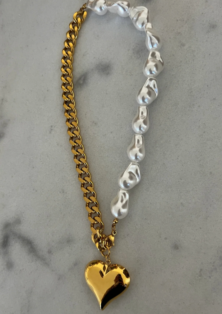 Charlotte Pearl Necklace