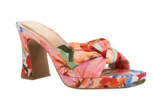 Chinese Laundry Gwinn Platform Heel