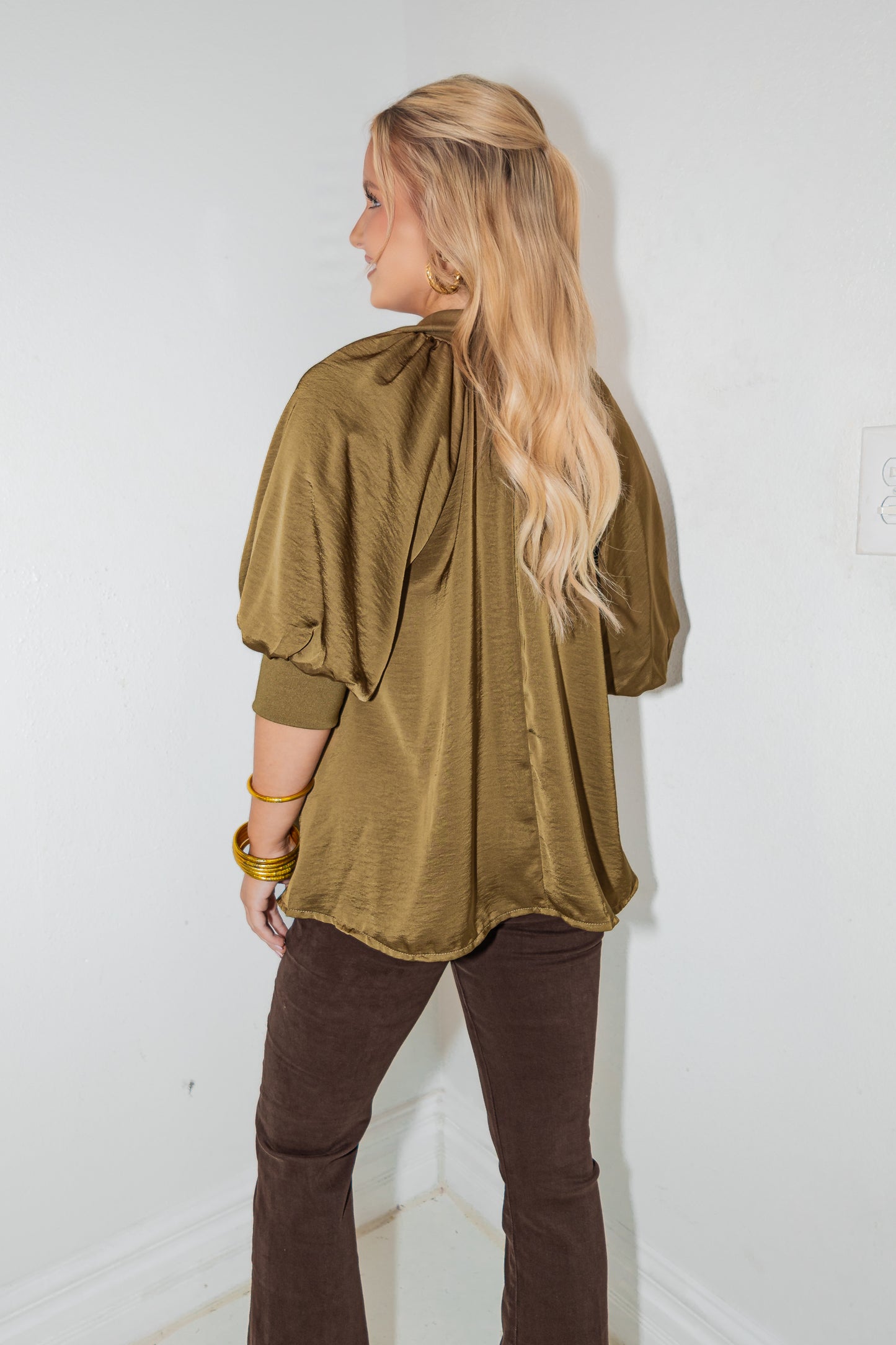 Uptown Ease Puff Sleeve Blouse