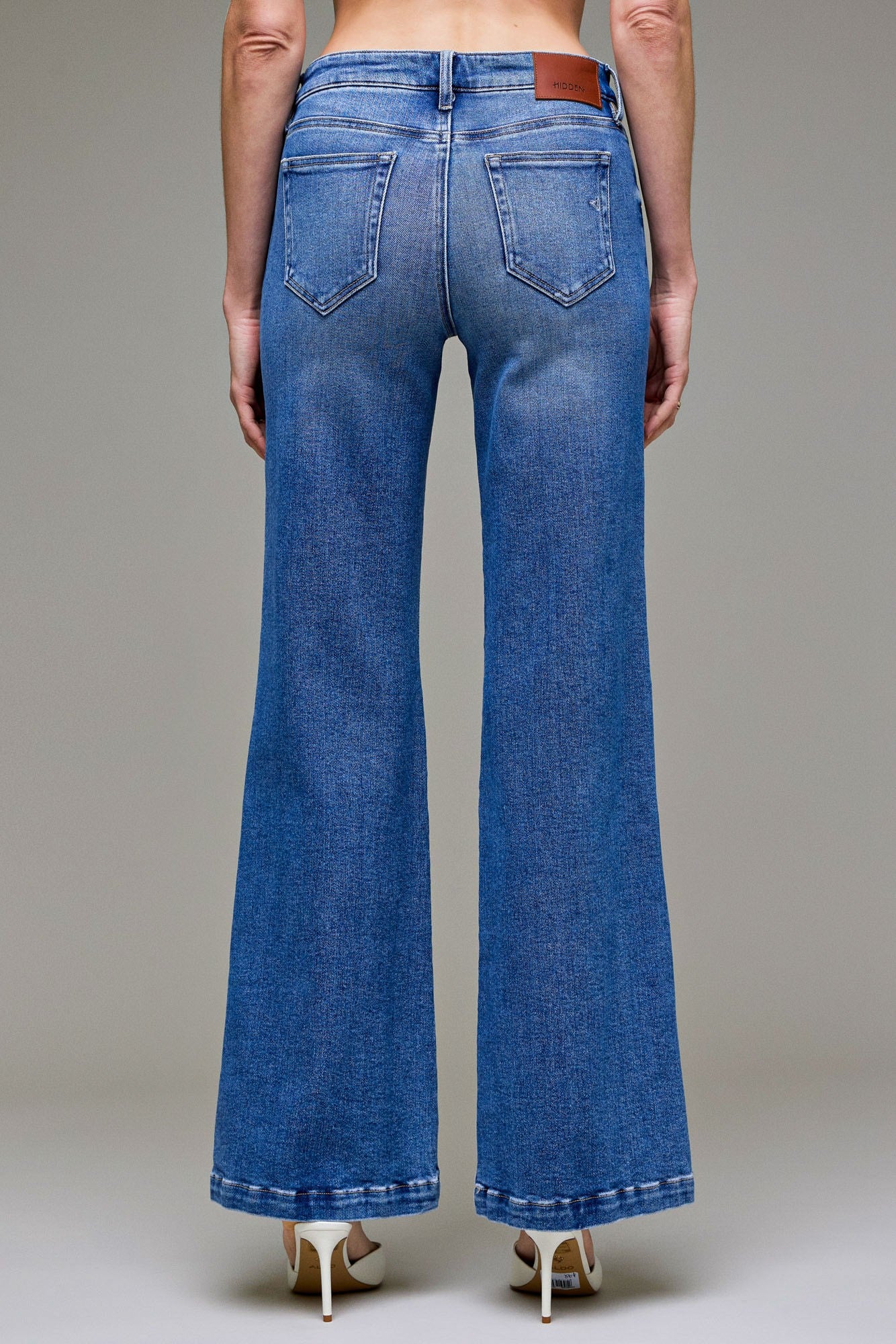 Hidden Happi Pintuck Mid Rise Flare