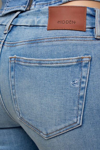 Hidden Amelia Mid Rise Capri Denim