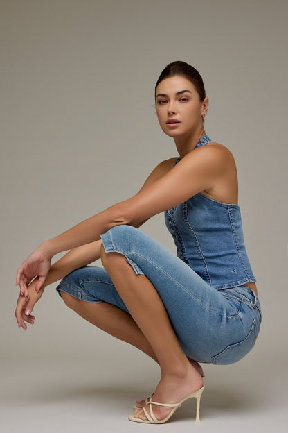 Hidden Amelia Mid Rise Capri Denim