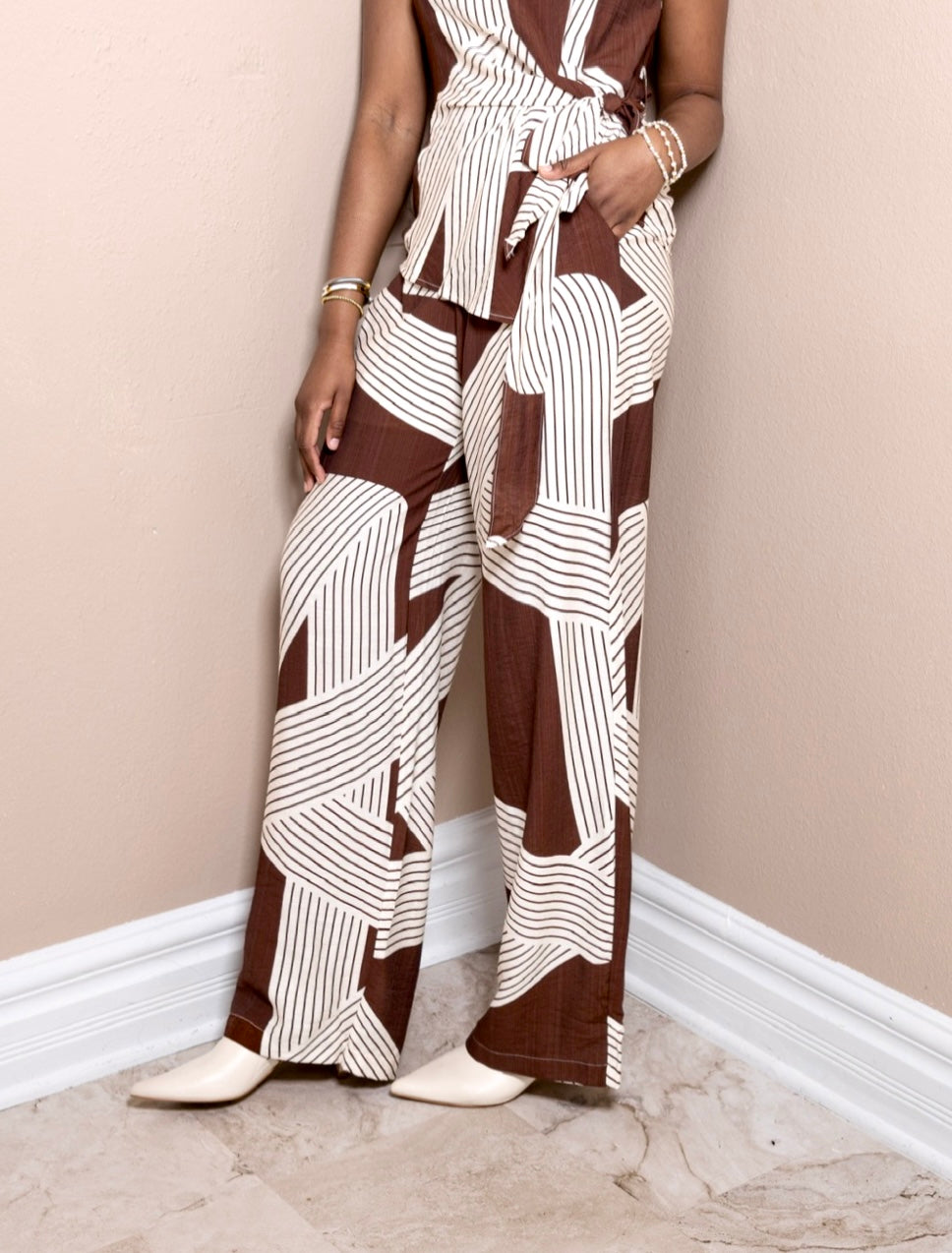 Abstract Ease Wide Leg Pants