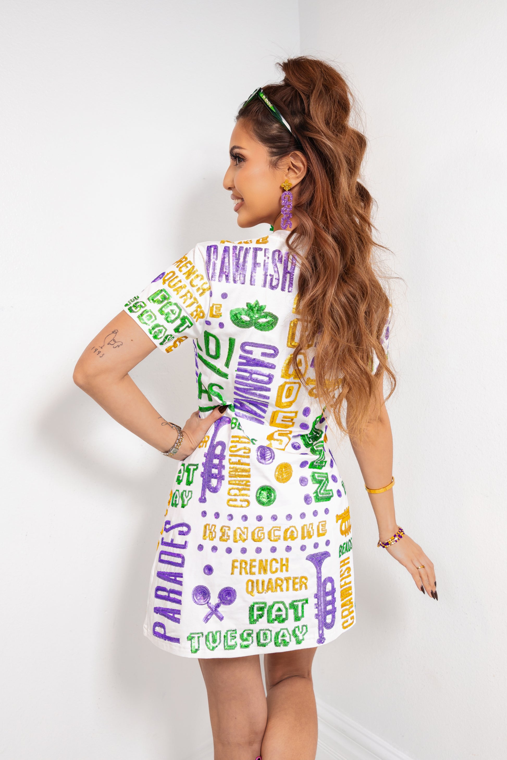 Belle Cher All Things Mardi Gras Sequin Dress Off White / Extra Small (0/2) Belle Cher All Things Mardi Gras Sequin Dress Off White / Extra Small (0/2)