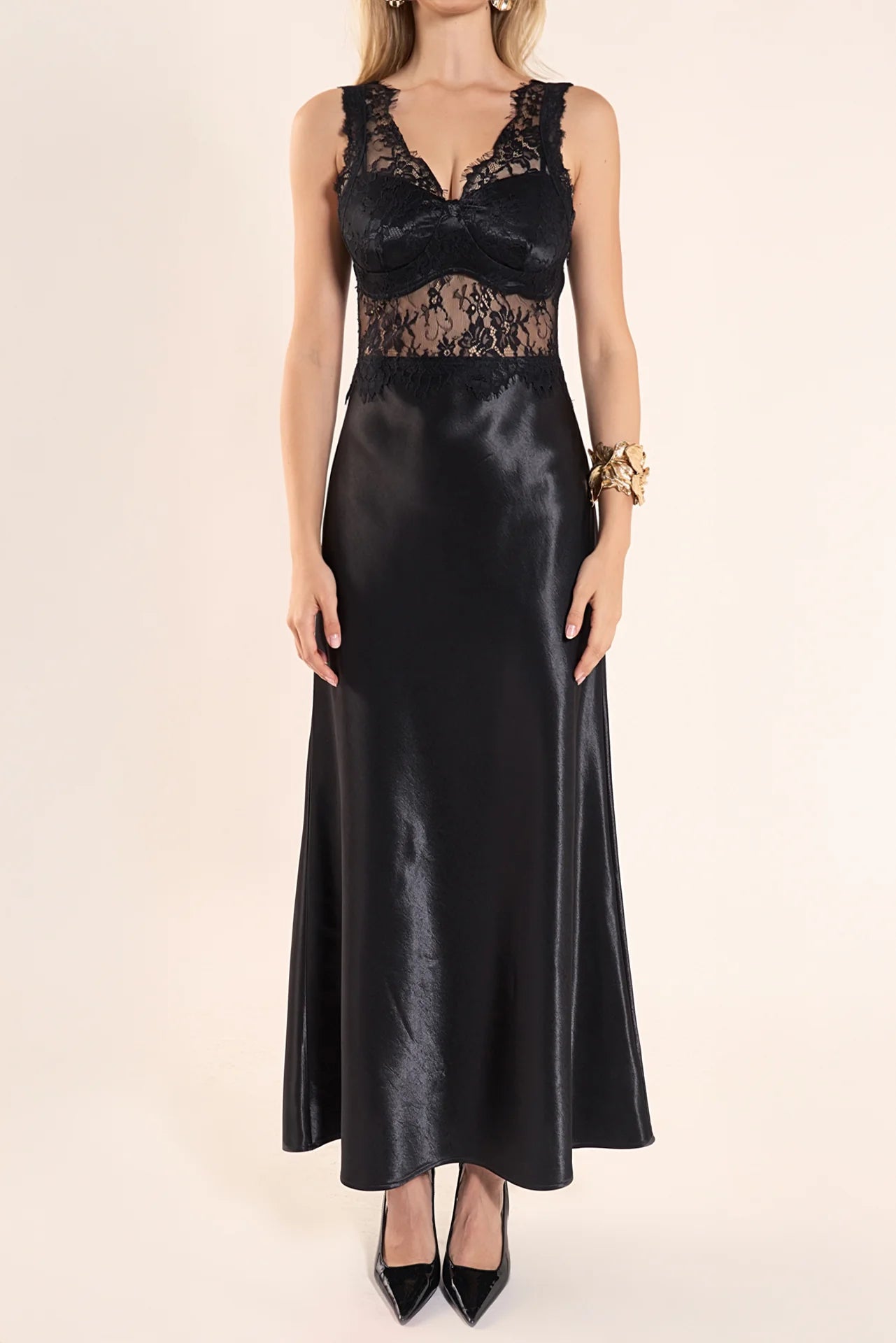 Endless Rose Lace Trim Sleevesless Midi Dress