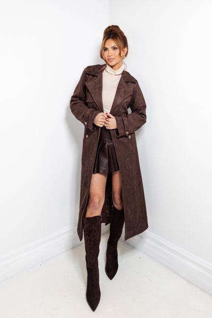 Sculpted Soft Knit Turtleneck Cropped Top