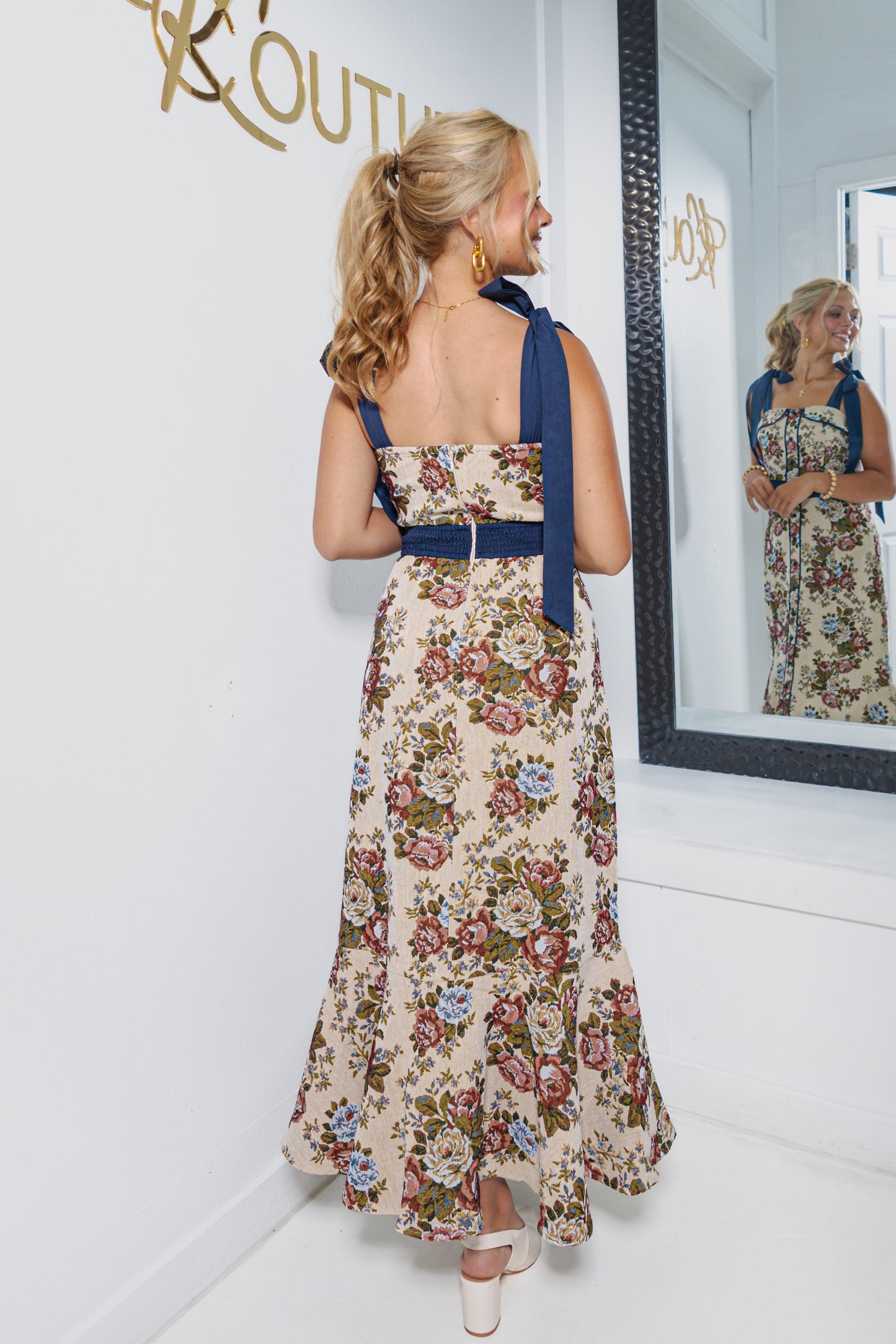Florence In Fall Tapestry Midi Dress