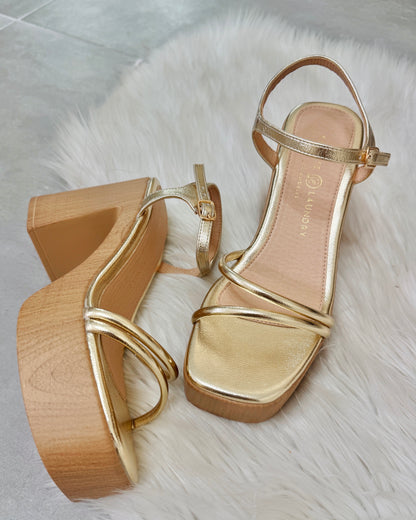 Chinese Laundry Avianna Platform Sandal