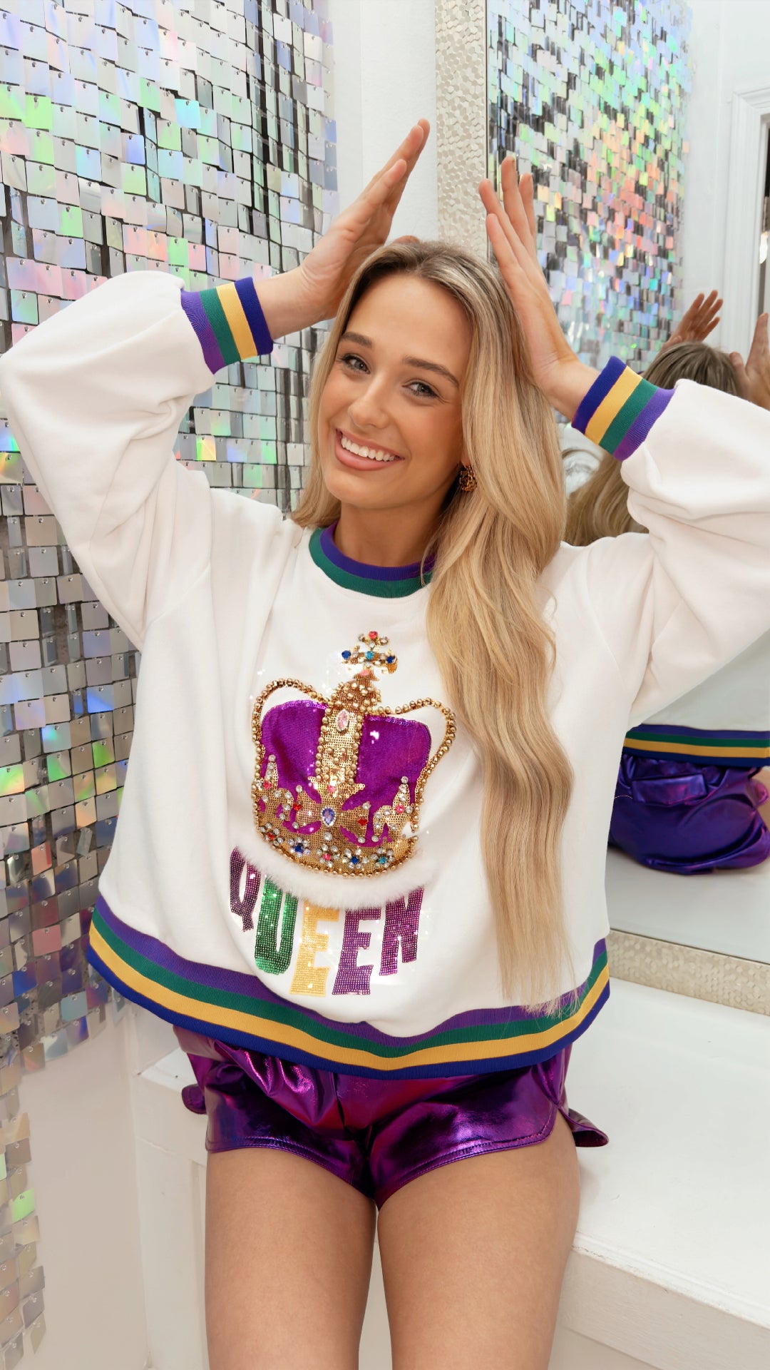 Queen Of Sparkles Mardi Gras Crown Sweatshirt