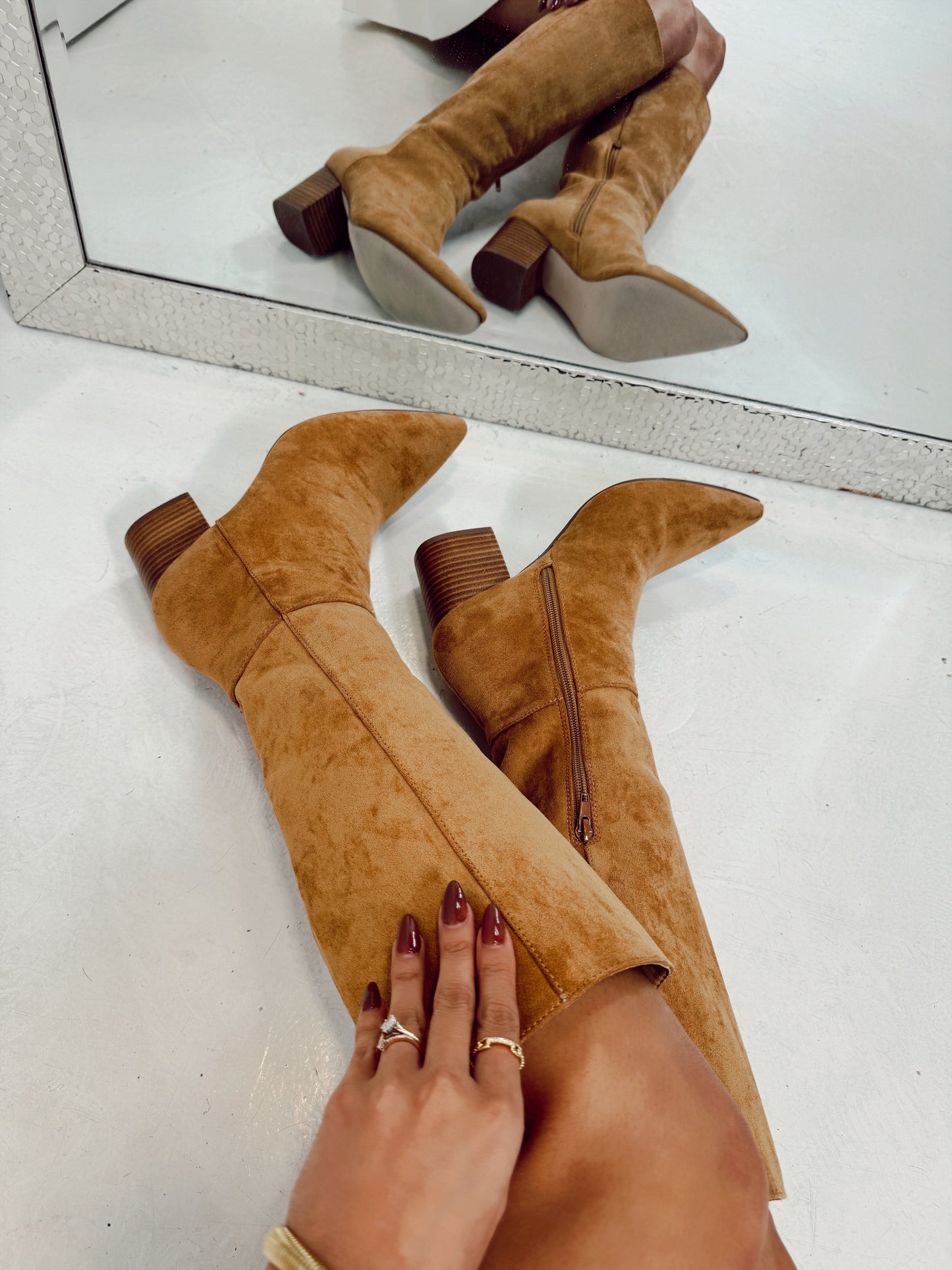 Matisse Fern Tan Suede Boots