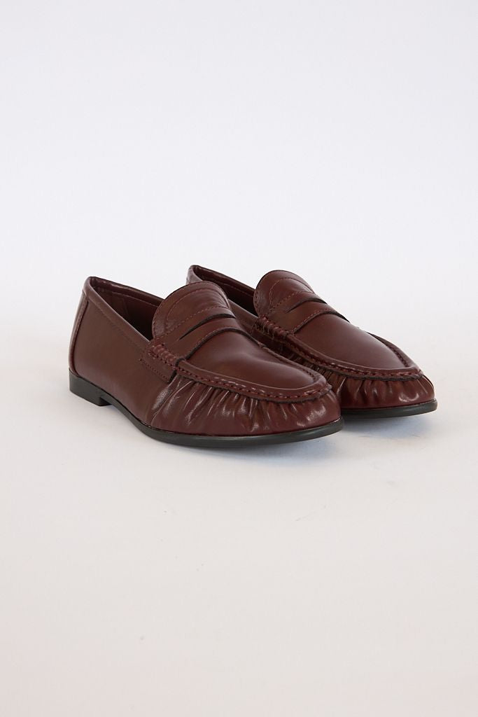 Carlton Loafer Shoe