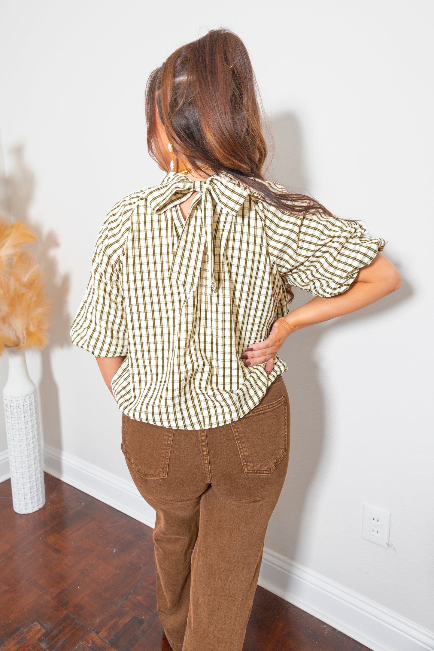 Olive Orchard Checkered Bow Top