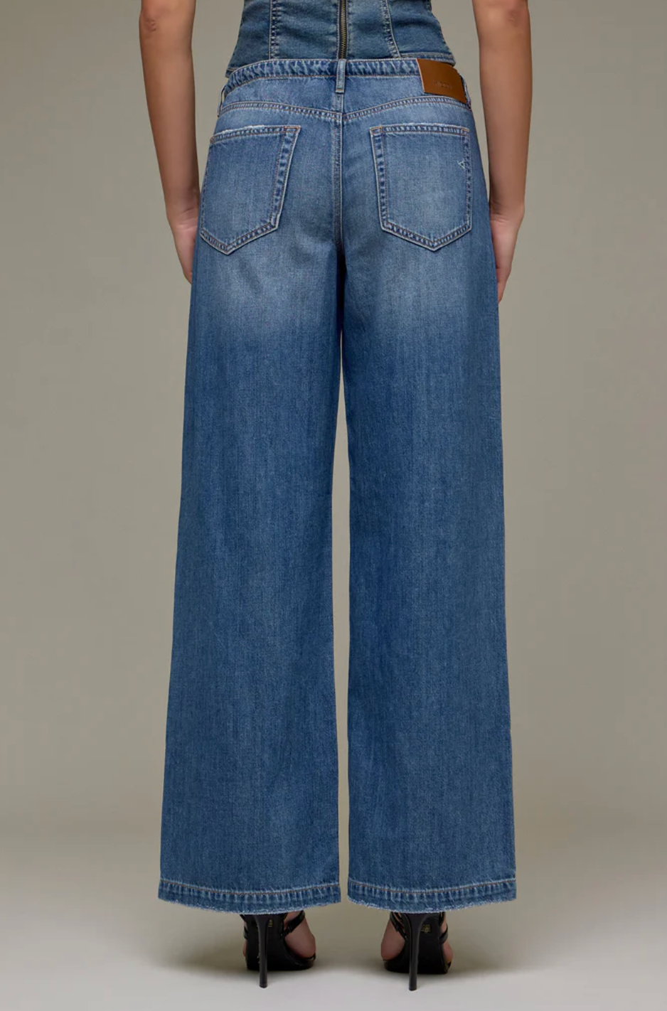 Hidden Nori Mid Rise Drawstring Wide Legs